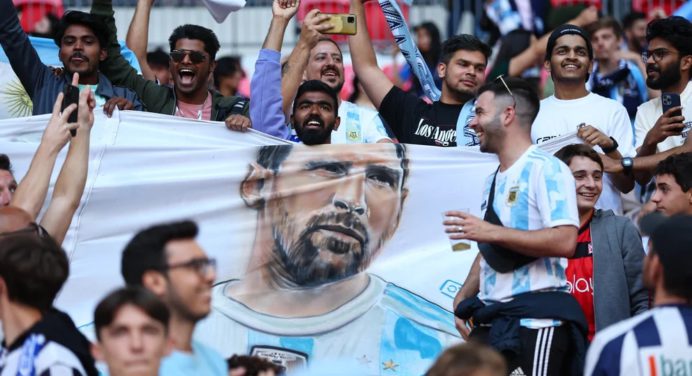 Qatar 2022: Aprobaron la venta de cerveza con alcohol en el Mundial de Fútbol