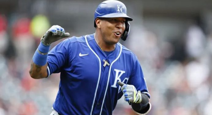 Salvador Pérez llegó a esta importante marca con Kansas City