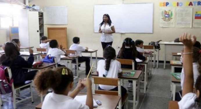 Santaella: El próximo 3 de octubre comienzan las clases