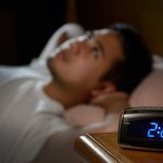 tienes problemas para dormir prueba con estos ejercicios para conciliar el sueno laverdaddemonagas.com insomnio 1024x538 1