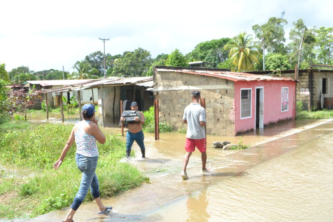 480 familias se encuentran nuevamente bajo las aguas en amana laverdaddemonagas.com whatsapp image 2022 10 11 at 3.31.21 pm