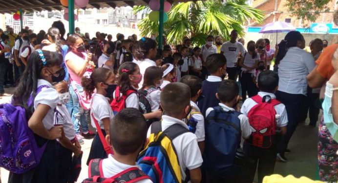 90% de estudiantes iniciaron clases este lunes en Maturín