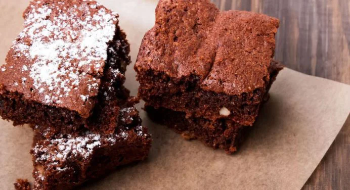 ¡Brownie exprés! Prueba esta receta de brownie con solo 3 ingredientes