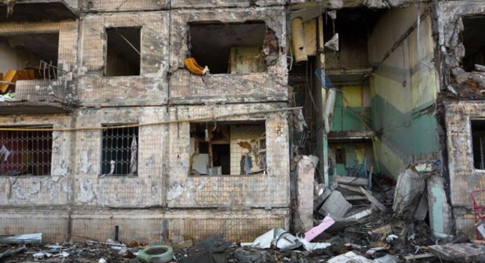 Ciudad ucraniana de Járkov bombardeada una vez más por los rusos