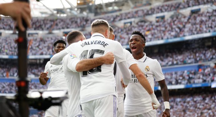 ¡Conquista merengue! Real Madrid se quedó con el clásico y asalta la punta