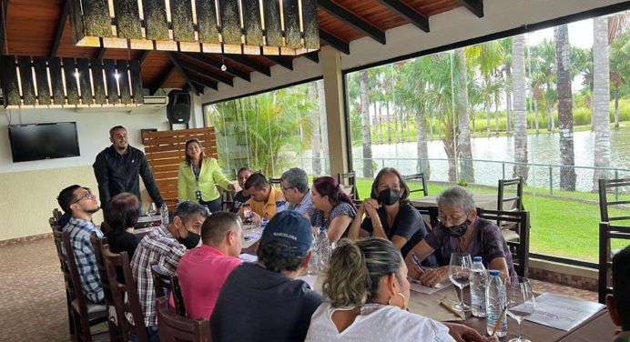 Corpoturismo se reúne con hoteleros para afinar proyección turística de Monagas
