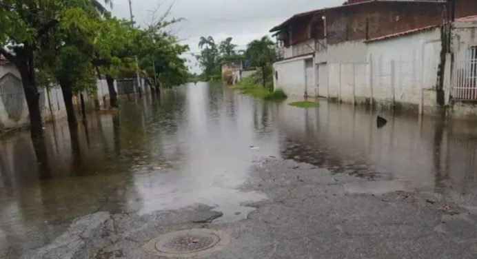 Estado Aragua con zonas inundadas a causa de las fuertes lluvias