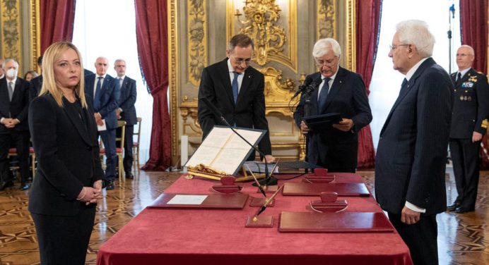 Nueva primera ministra de Italia designa Gabinete ejecutivo de 24 integrantes