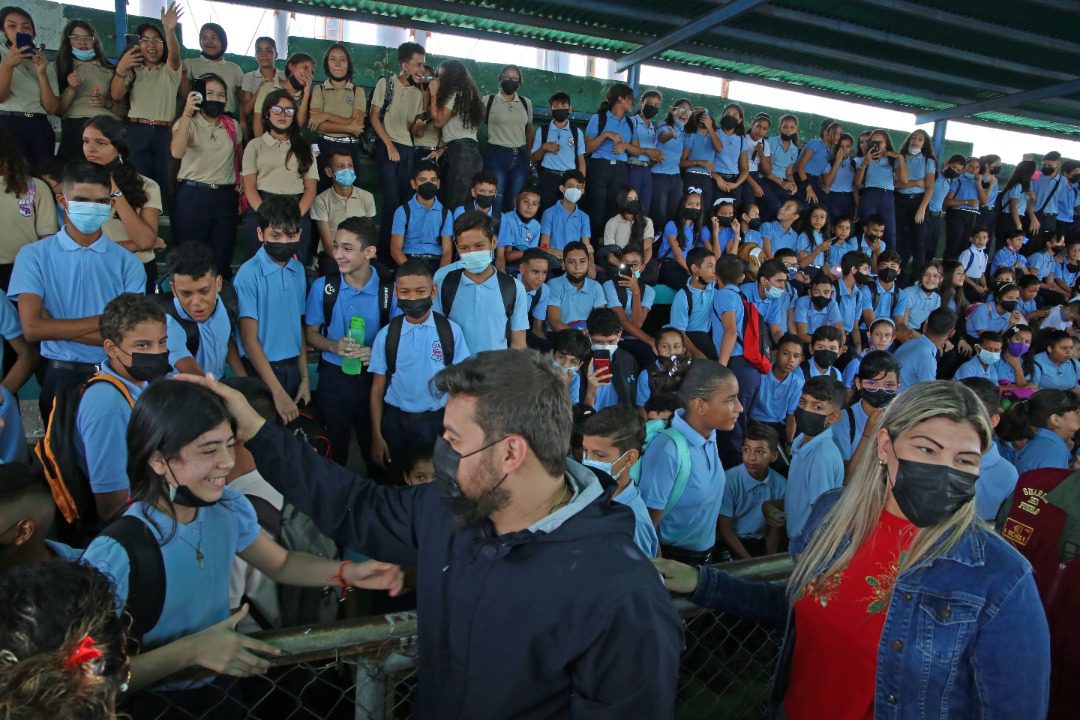 gobernador luna y autoridades dieron inicio al nuevo ano escolar presencial en monagas laverdaddemonagas.com gobernador6