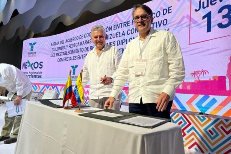 Gremios de Colombia y Venezuela firman acuerdo para impulsar el comercio junto a la CAF
