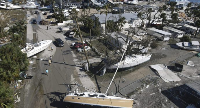 Ian en la Florida registra 72 muertos mientras avanza la restauración de la electricidad