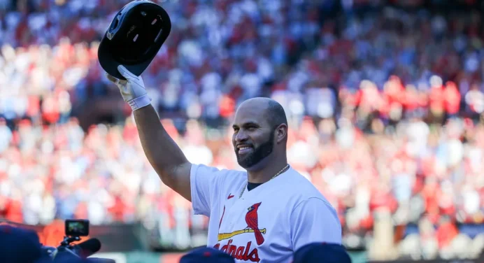 ¡Indetenible! Albert Pujols pegó jonrón 702 y alcanzó a Babe Ruth en impulsadas (+Video)