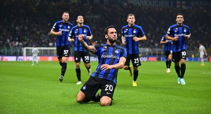 Inter de Milán hizo respetar su casa y derrotó al Barcelona en Champions