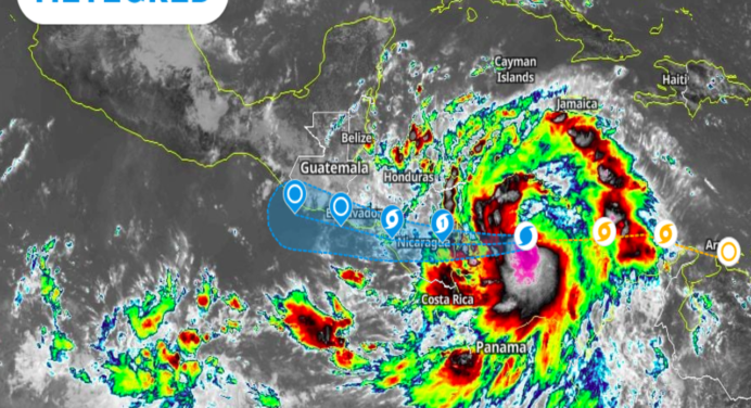 Julia afecta a Nicaragua y Guatemala tras su paso