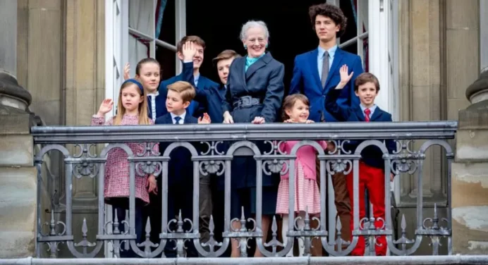 ¡Nueva polémica real! La reina Margarita II de Dinamarca se disculpa por despojar a sus nietos de sus títulos