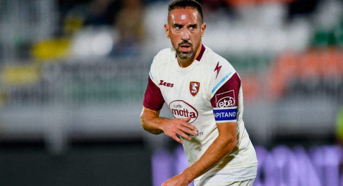 Franck Ribery anunció que se retira como futbolista profesional