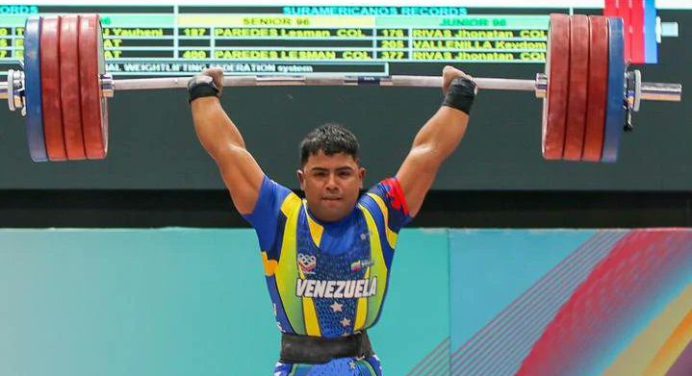 ¡Oro y récord! Keydomar Vallenilla se colgó la presea dorada en Asunción 2022