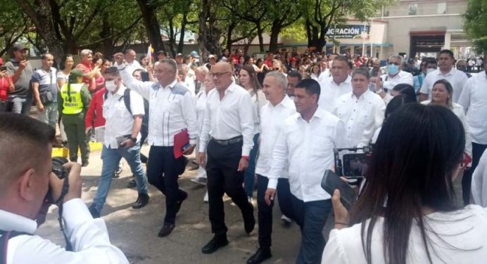 Parlamentarios sostienen primer encuentro binacional en Cúcuta