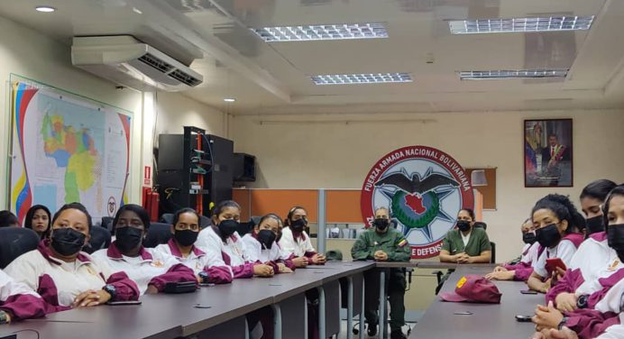 Personal de Zodi Monagas asistió a charla y bailoterapia por el Octubre Rosa
