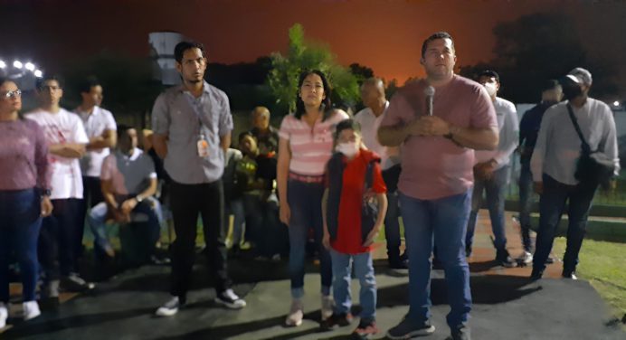 Plaza del estudiante se tiñó de rosa en Punta de Mata