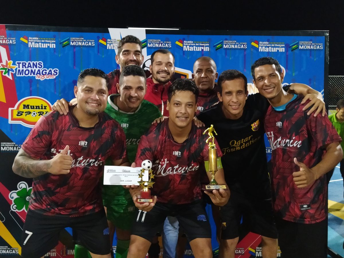 polimaturin se titulo campeon del primer torneo interfuerzas de futbol sala laverdaddemonagas.com img 20221008 215537