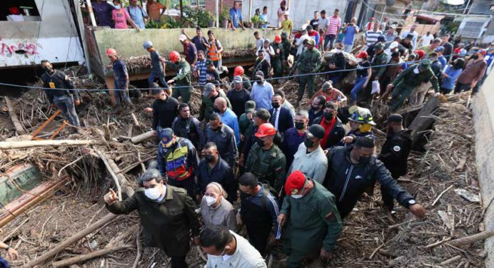 Presidente Maduro garantiza refugio para 400 damnificados en Aragua