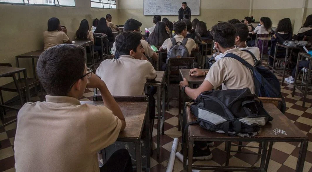 ucab 677 de los estudiantes de educacion basica reprueba en matematicas y habilidad verbal laverdaddemonagas.com estudiante liceo venezuela 1068x601 1 e1666030784498
