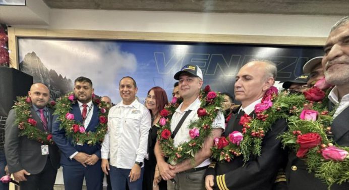 Últimos tripulantes retenidos en Argentina llegaron a Venezuela