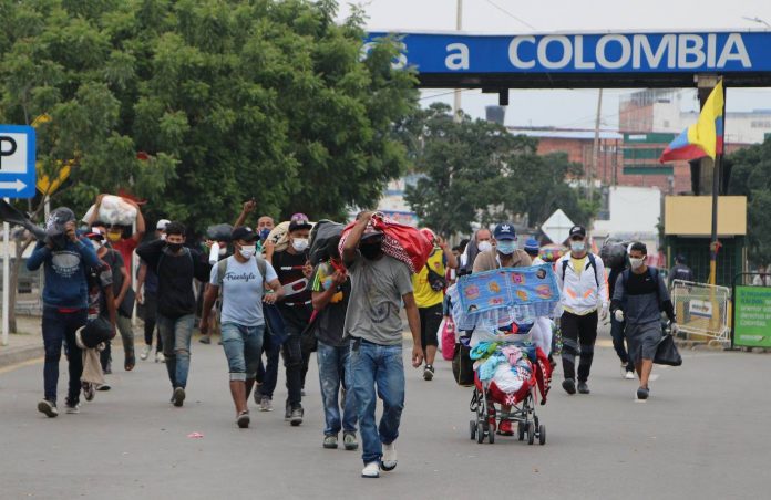 40.000 migrantes venezolanos podrán pedir en Colombia los PPT