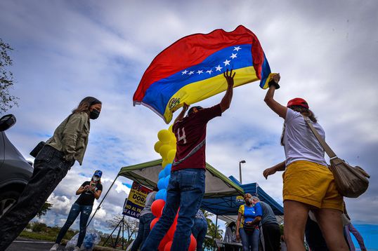 7 000 migrantes venezolanos han sido admitidos en eeuu de los 24 000 autorizados por biden laverdaddemonagas.com