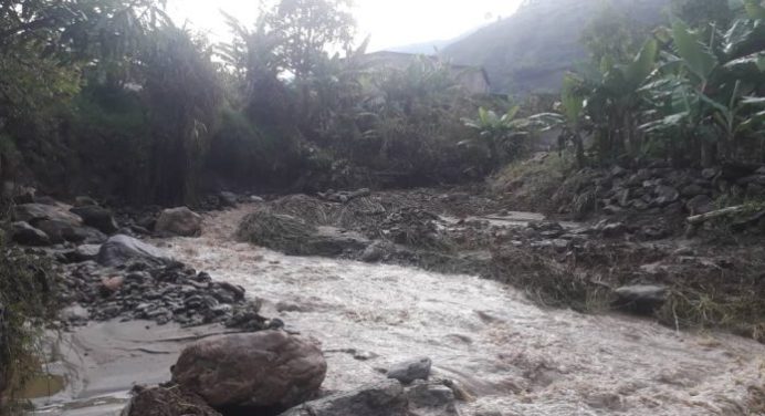 Activada alerta máxima en municipio del estado Mérida por fuertes precipitaciones