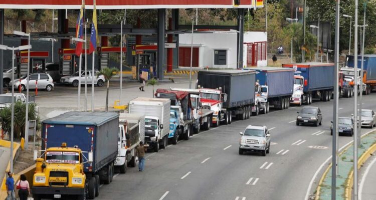 advierten que el transporte de carga pesada enfrenta una situacion critica en venezuela laverdaddemonagas.com escasez diesel 750x400 2