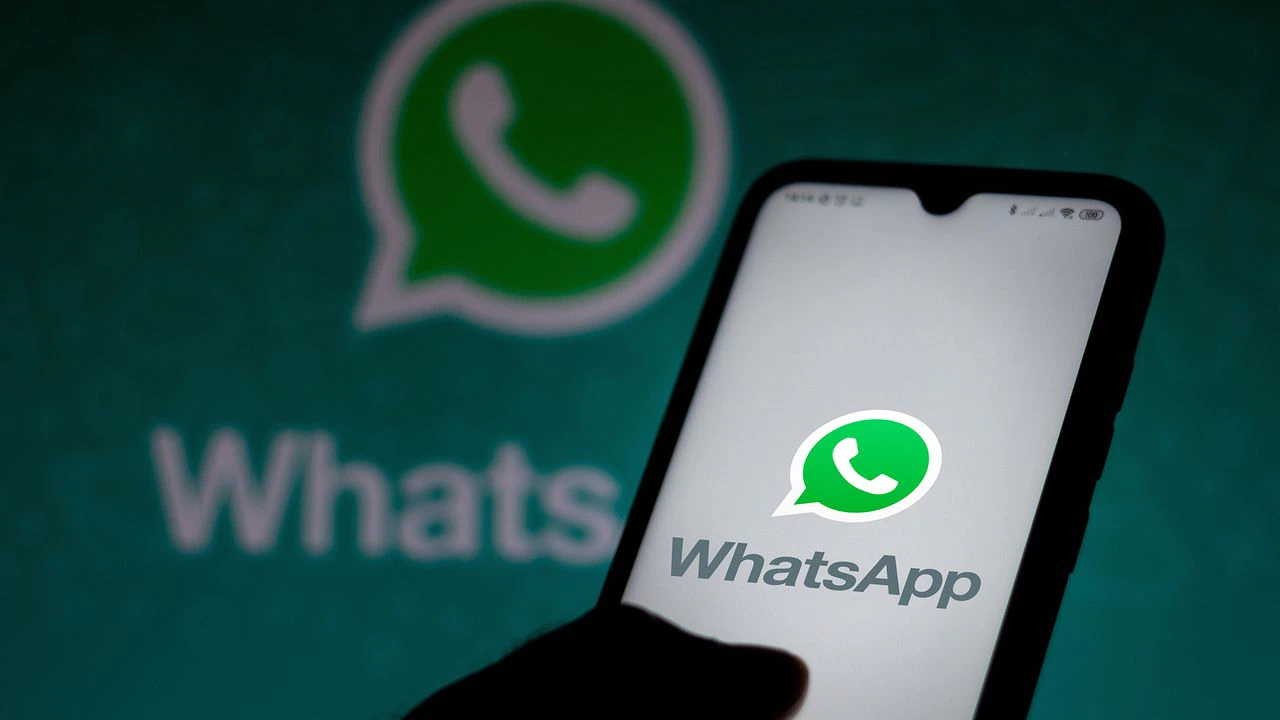 Alerta desde WhatsApp por el robo de información de 500 millones de usuarios