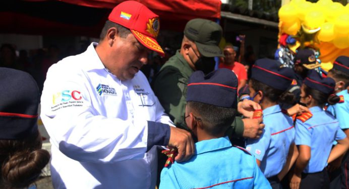 Celebran 74 años de Bomberos de Monagas con ascensos y graduación de 200 brigadistas infantiles
