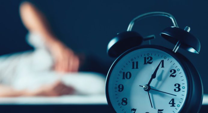 ¿Sufres de insomnio? Conoce 5 técnicas simples para conciliar el sueño