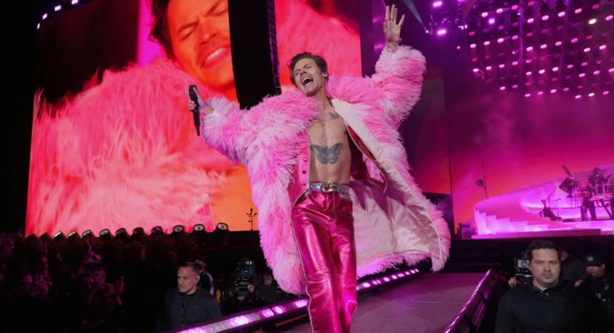 Concierto de Harry Styles en Colombia terminó en caos