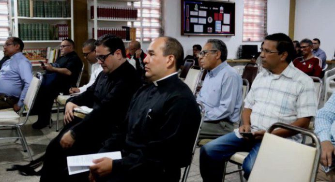 Diócesis de Maturín presente en I jornadas Provida que se realiza en Coro