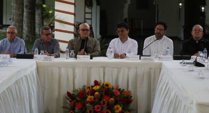 Este lunes en Caracas el gobierno colombiano y ELN reanudarán el diálogo de Paz