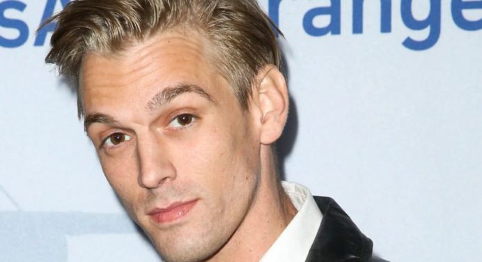 Falleció el cantante y actor Aaron Carter