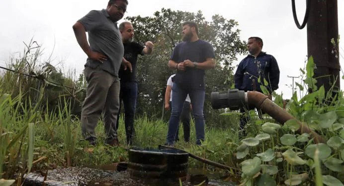 Gobernador Ernesto Luna inspecciona pozos de agua de Paradero y Puente Gómez