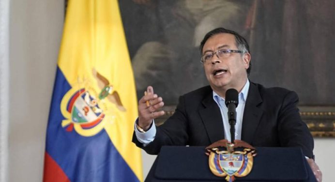 Gustavo Petro: El 25 y 26 de noviembre se reinicia diálogo entre Gobierno de Maduro y la oposición