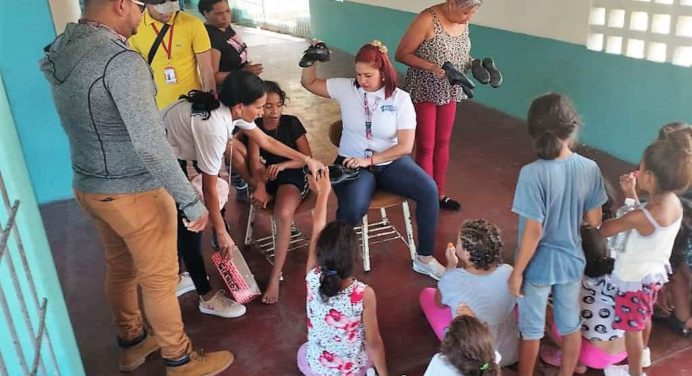 Icum lleva “Una mano amiga” a damnificados de La Muralla