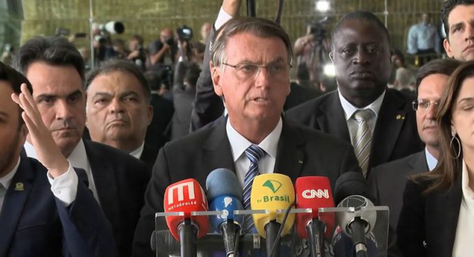 Jair Bolsonaro admitió su derrota y «seguirá fiel a la Constitución» en Brasil