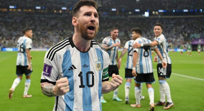 Messi y Fernández le dieron la victoria a Argentina sobre México