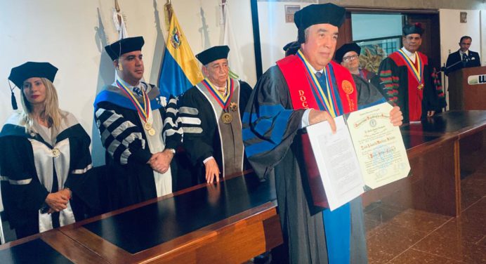 Luis Eduardo Martínez recibió Doctorado Honoris Causa de la Universidad Bicentenaria de Aragua