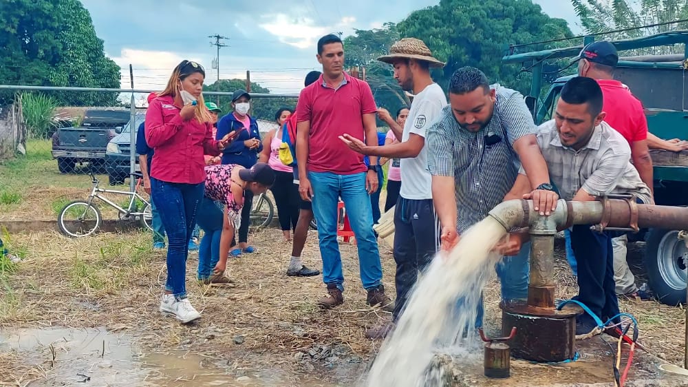 Más de 2 mil 500 habitantes beneficiados con instalación de bombas de agua en Cedeño