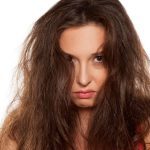 no sabes como quitar el frizz de tu cabello aqui te mostramos 5 tips para que luzcas un cabello de impacto laverdaddemonagas.com diseno sin titulo 2022 11 02t105119.914