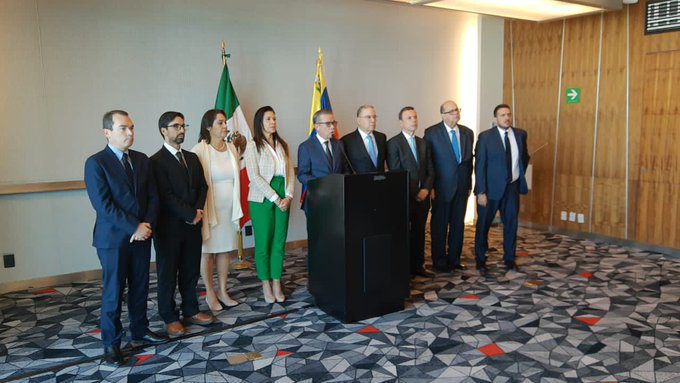 Plataforma Unitaria celebra la firma de acuerdo para «atender lo urgente» en Venezuela