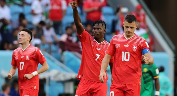 Suiza derrotó a Camerún y extiende racha de victorias en debuts mundialistas