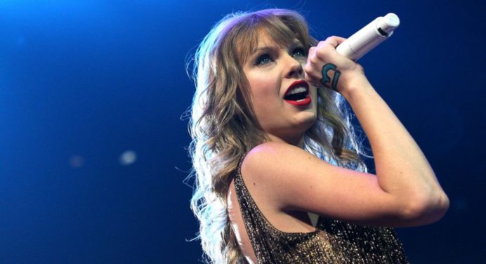 Taylor Swift hace historia al ocupar todos los puestos del top 10 musical en EE.UU.